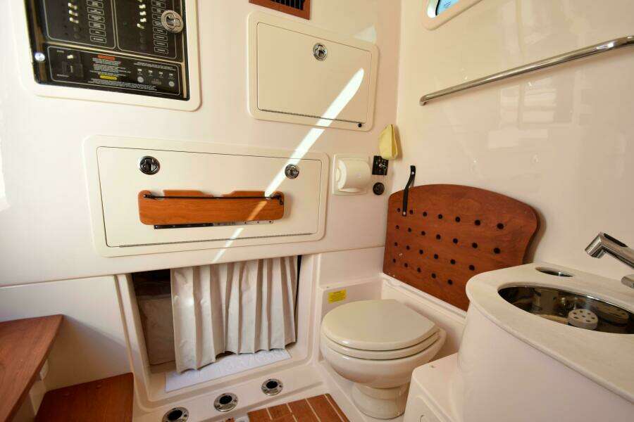 Another Toy 33ft Grady White Yacht For Sale