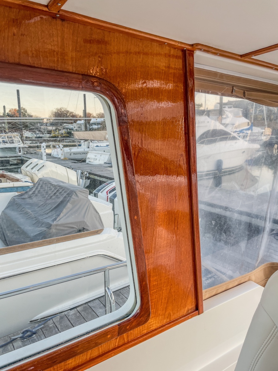 2001 Grand Banks Eastbay 38HX refinished woodworking