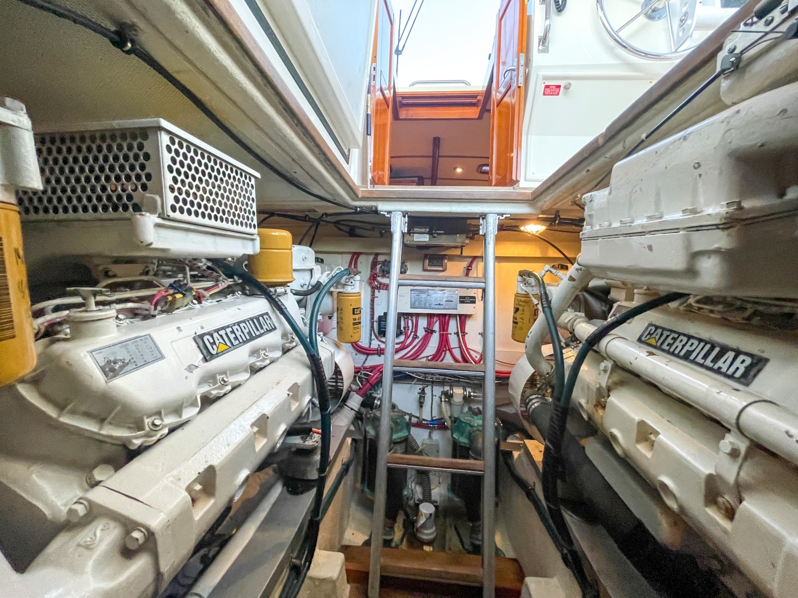2001 Grand Banks Eastbay 38HX twin inboard 435HP Caterpillar