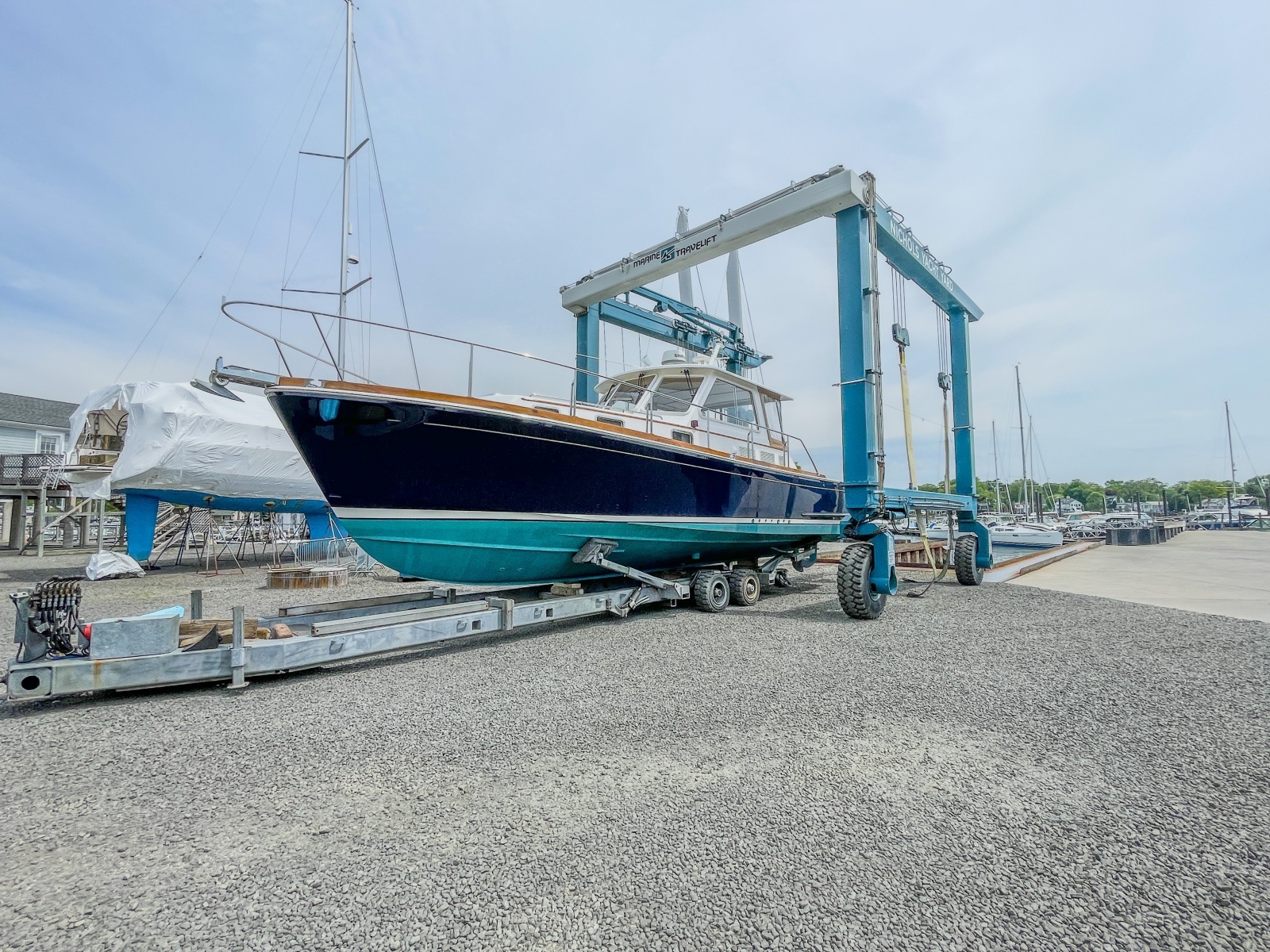 2001 Grand Banks Eastbay 38HX travel lifted