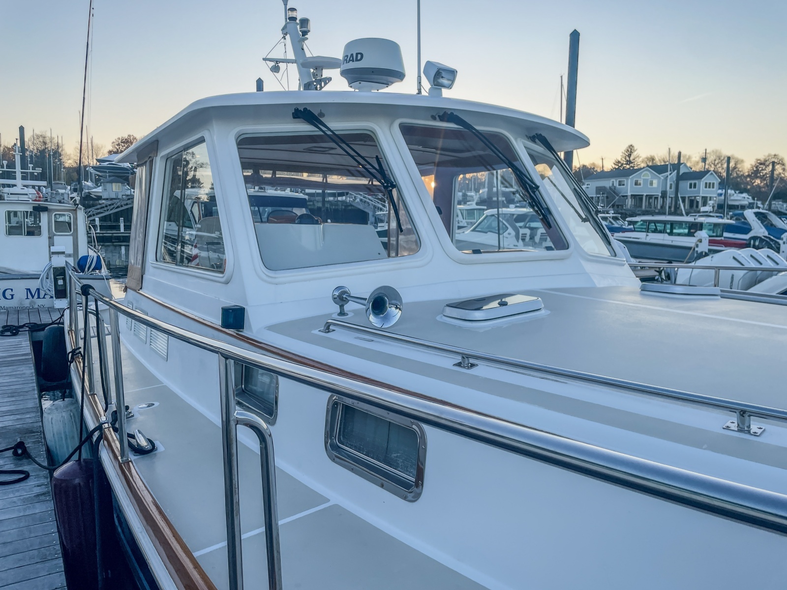 2001 Grand Banks Eastbay 38HX starboard forward rail