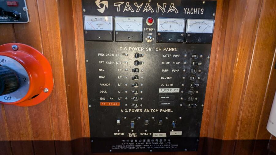 1990 Tayana