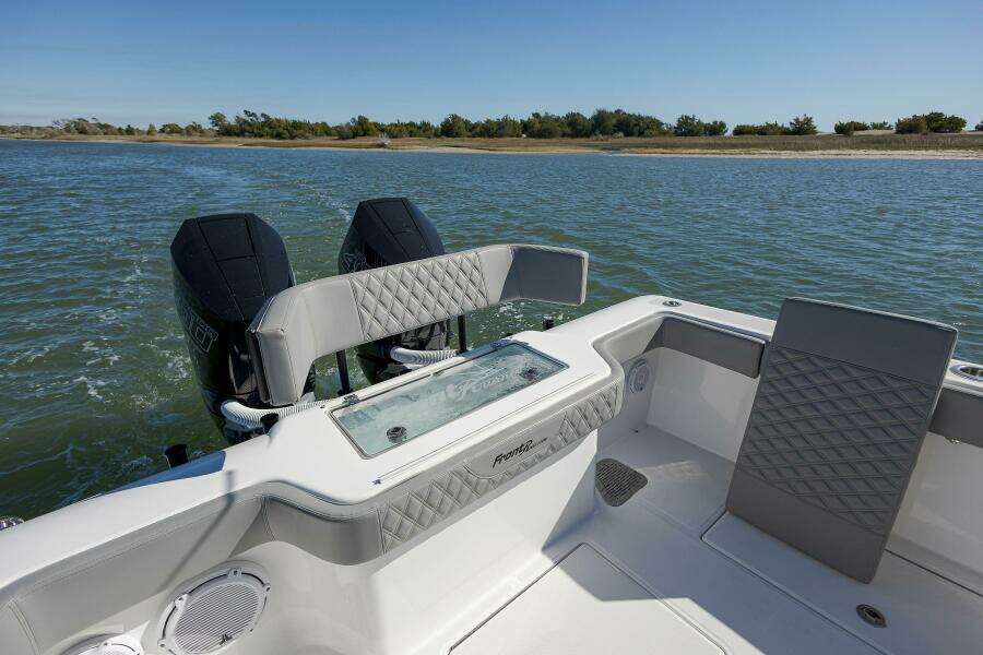 33ft Front Runner Yacht For Sale