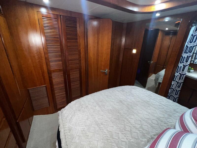 2003 Symbol Pilothouse