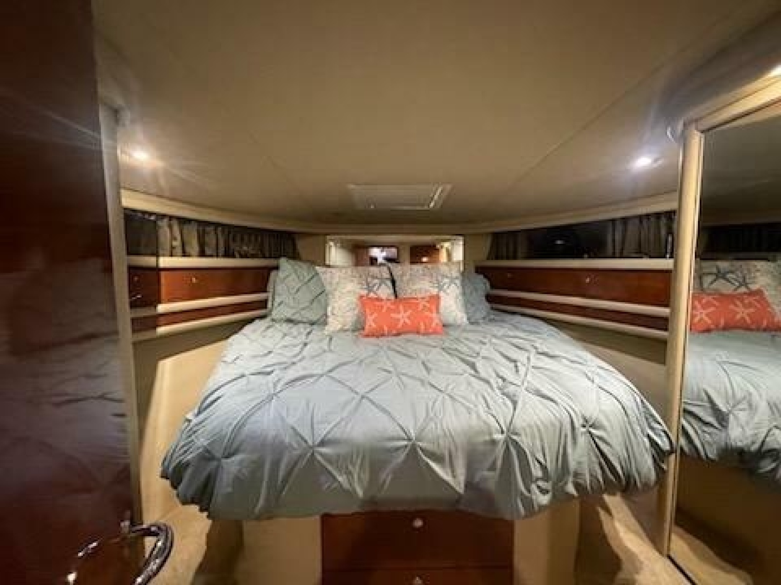 2003 Sea Ray 480 Sedan Bridge