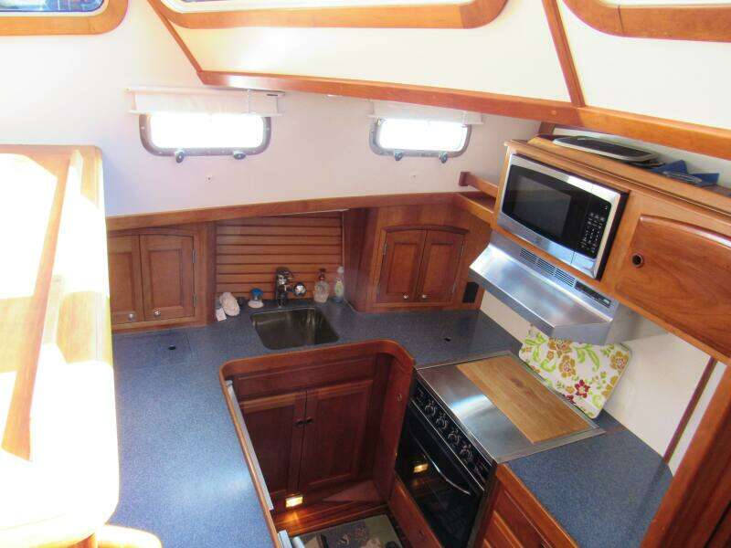 CANDY O 47ft Sabre Yacht For Sale