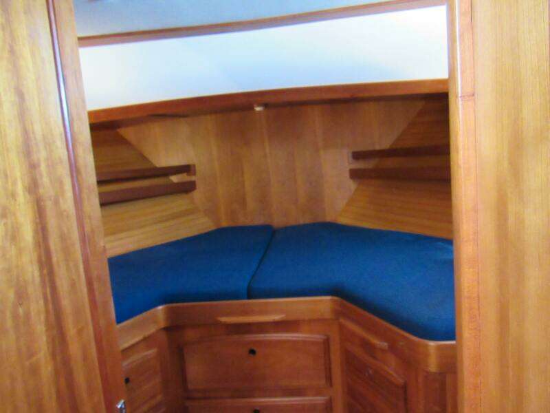 CANDY O 47ft Sabre Yacht For Sale