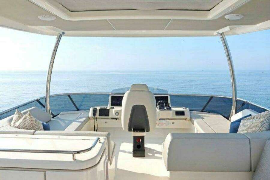 58ft Absolute Yacht For Sale