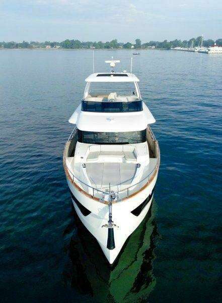 58ft Absolute Yacht For Sale