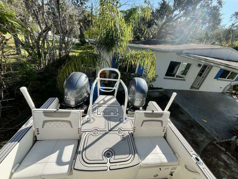 23ft World Cat Yacht For Sale