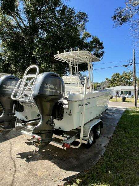 23ft World Cat Yacht For Sale