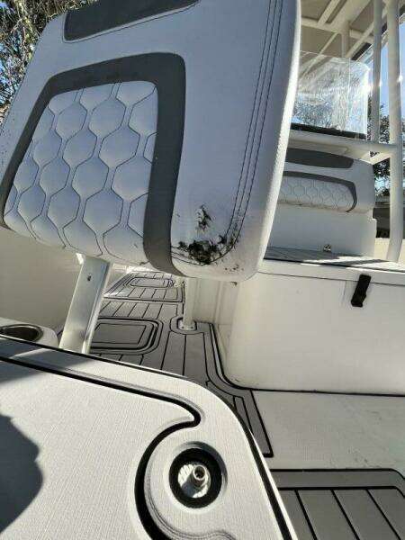 23ft World Cat Yacht For Sale