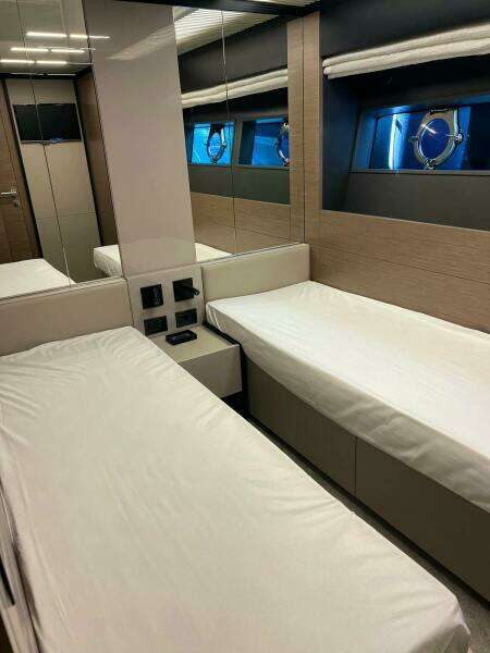 PICCOLINO 78ft Ferretti Yachts Yacht For Sale