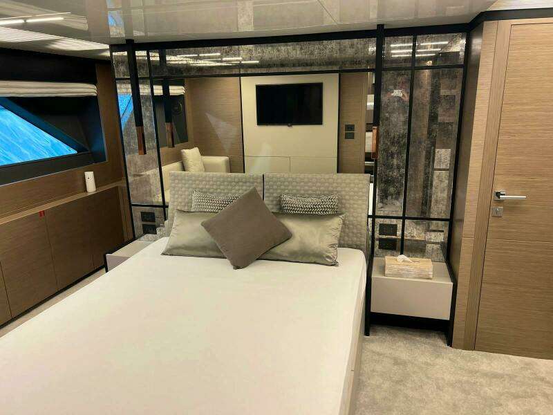 PICCOLINO 78ft Ferretti Yachts Yacht For Sale