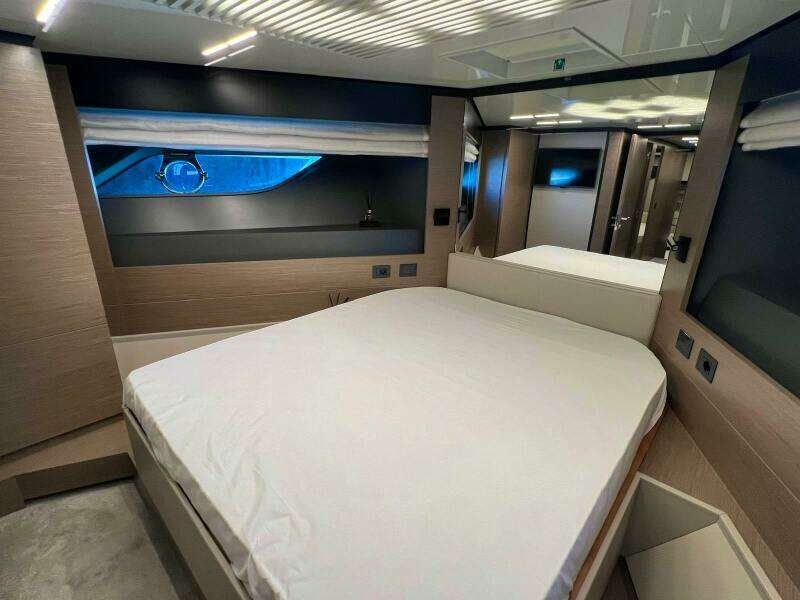 PICCOLINO 78ft Ferretti Yachts Yacht For Sale
