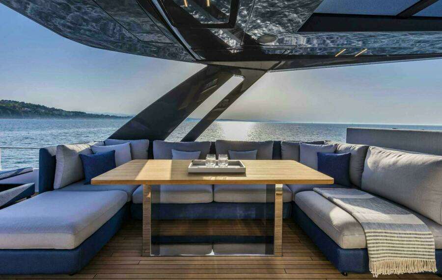 PICCOLINO 78ft Ferretti Yachts Yacht For Sale