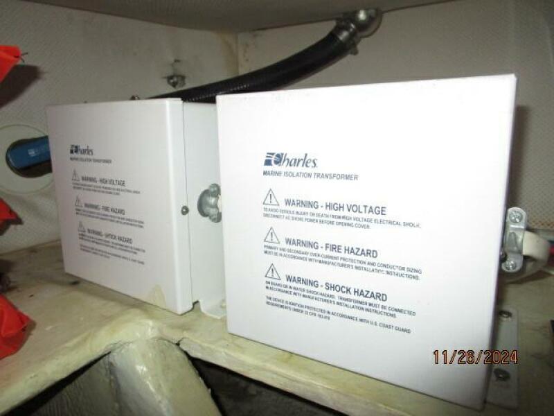 34' Mainship isolation transformers