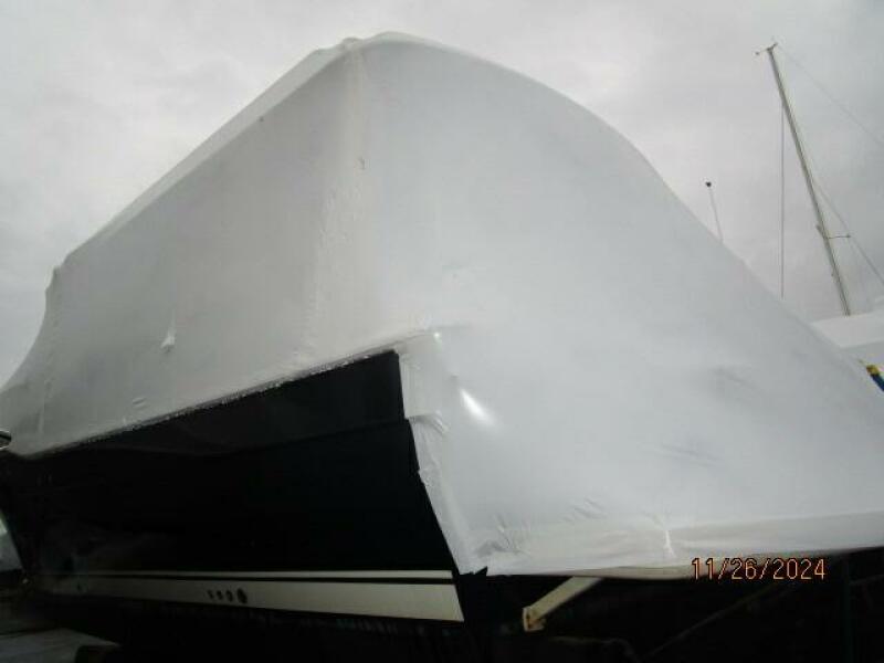 34' Mainship hauled out5