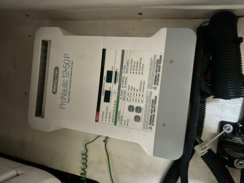 34' Mainship battery charger1