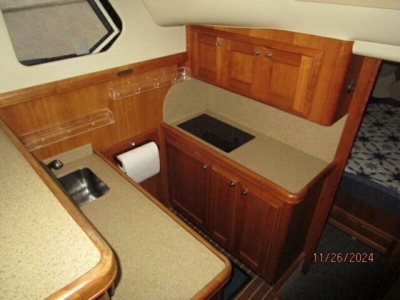 34' Mainship galley1