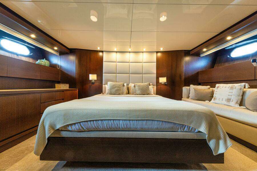 TAURO 85ft Sanlorenzo Yacht For Sale