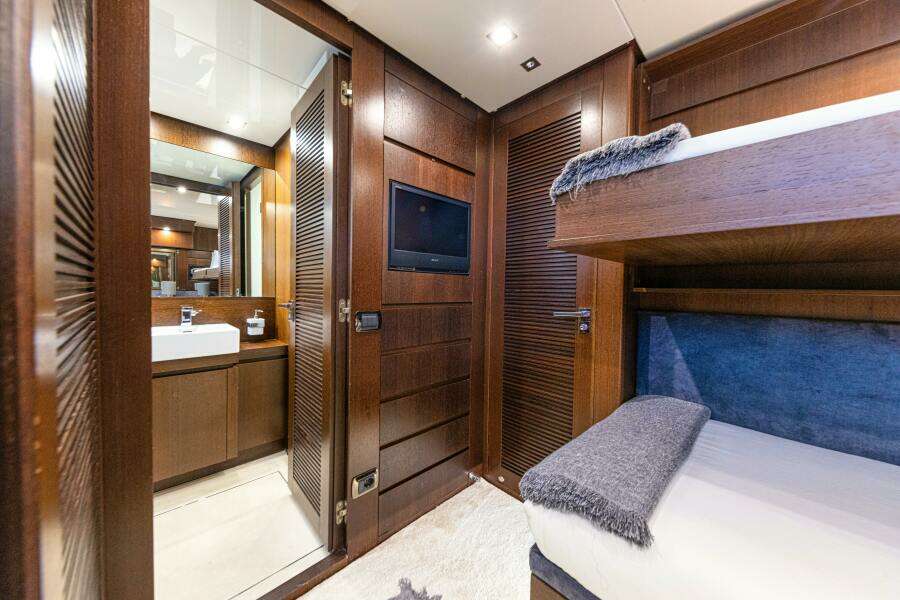 TAURO 85ft Sanlorenzo Yacht For Sale