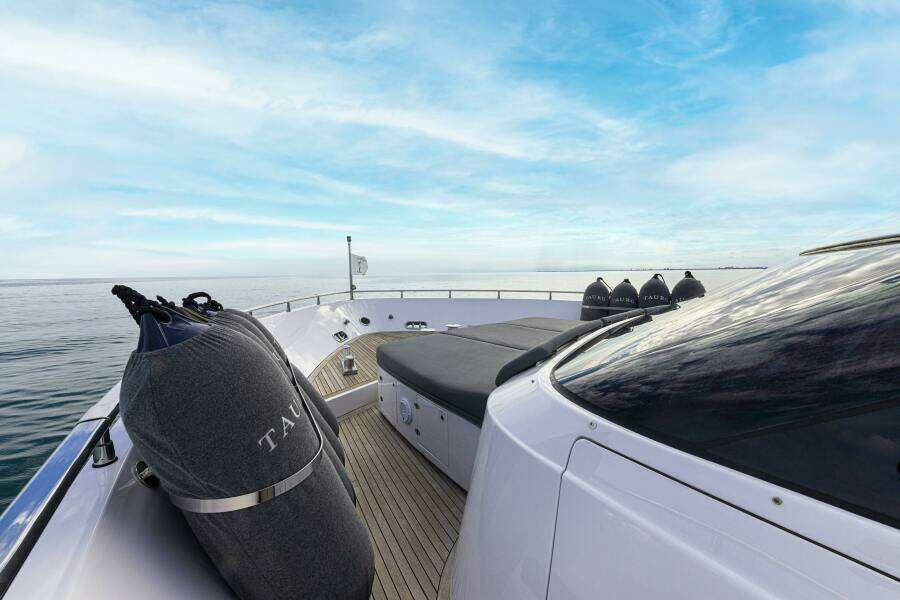 TAURO 85ft Sanlorenzo Yacht For Sale