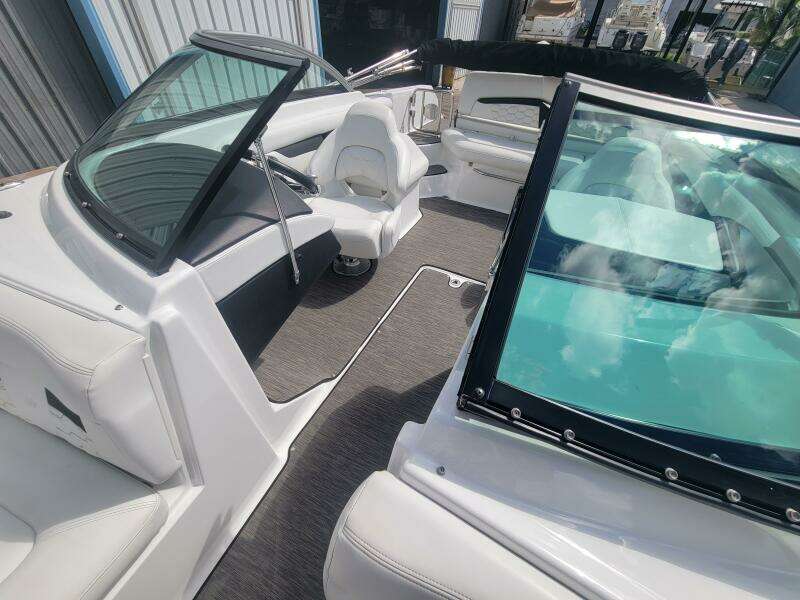 22ft Four Winns Yacht For Sale