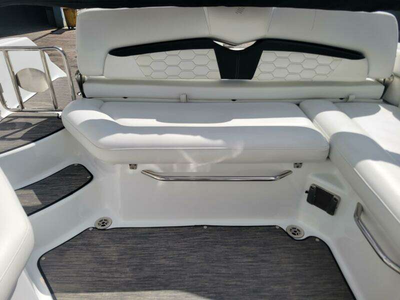 22ft Four Winns Yacht For Sale