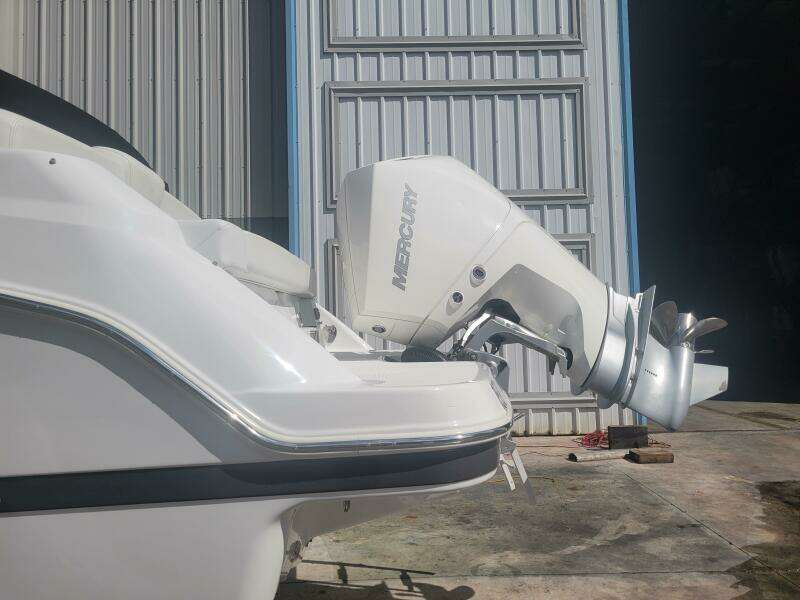 22ft Four Winns Yacht For Sale