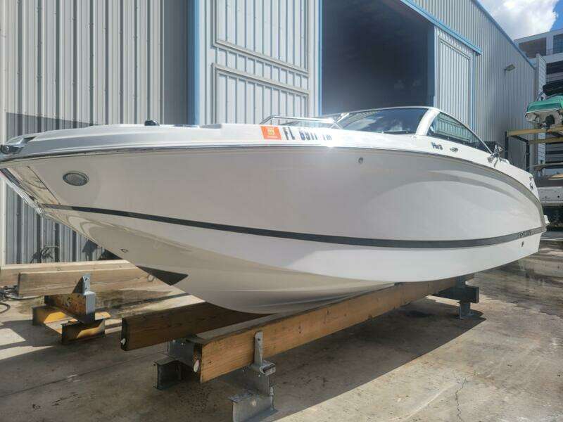 22ft Four Winns Yacht For Sale