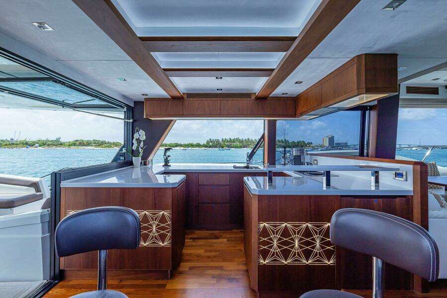 68ft Galeon Yacht For Sale