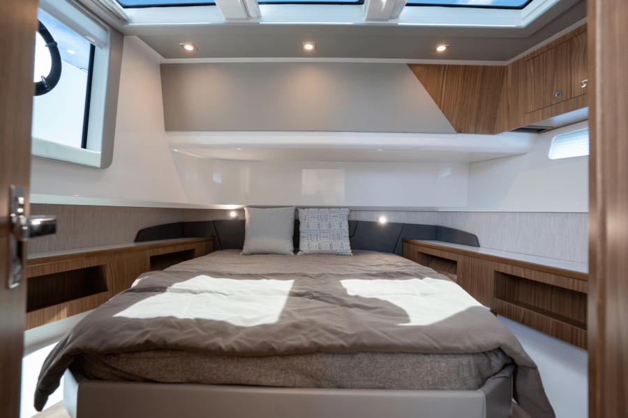 50ft Cruisers Yachts Yacht For Sale