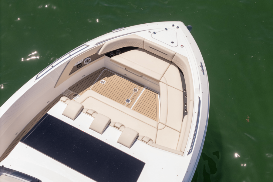 50ft Cruisers Yachts Yacht For Sale