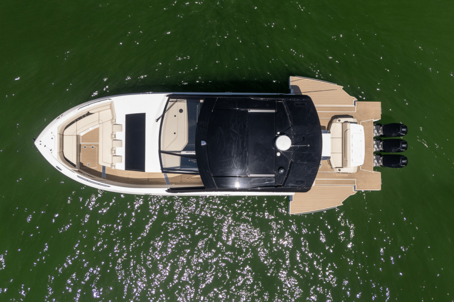 50ft Cruisers Yachts Yacht For Sale