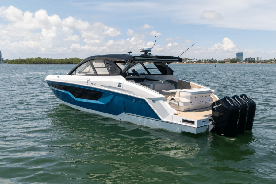 50ft Cruisers Yachts Yacht For Sale