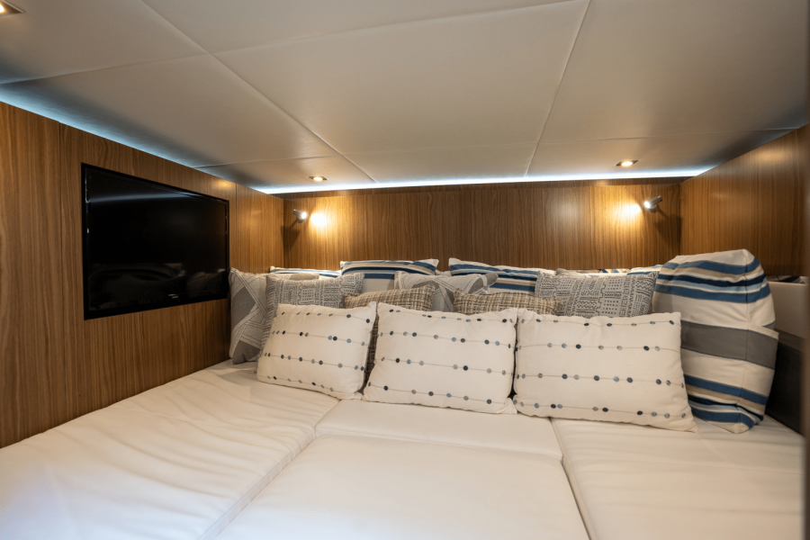 50ft Cruisers Yachts Yacht For Sale
