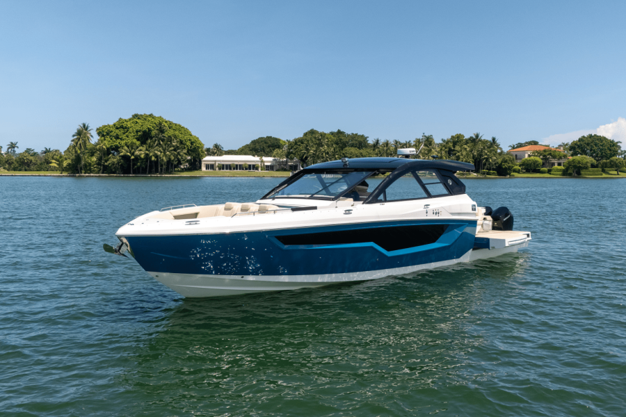 50ft Cruisers Yachts Yacht For Sale