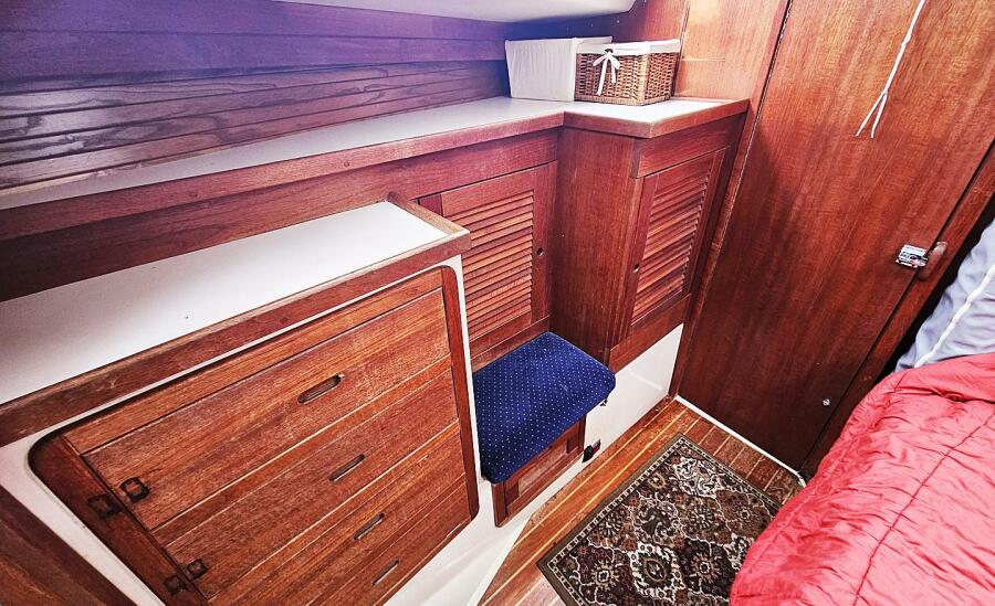 1989 Catalina 42