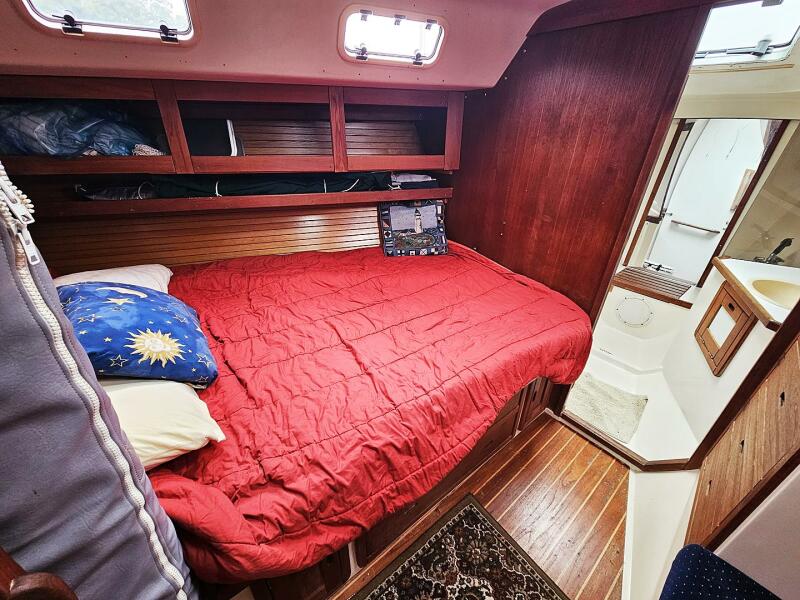 1989 Catalina 42