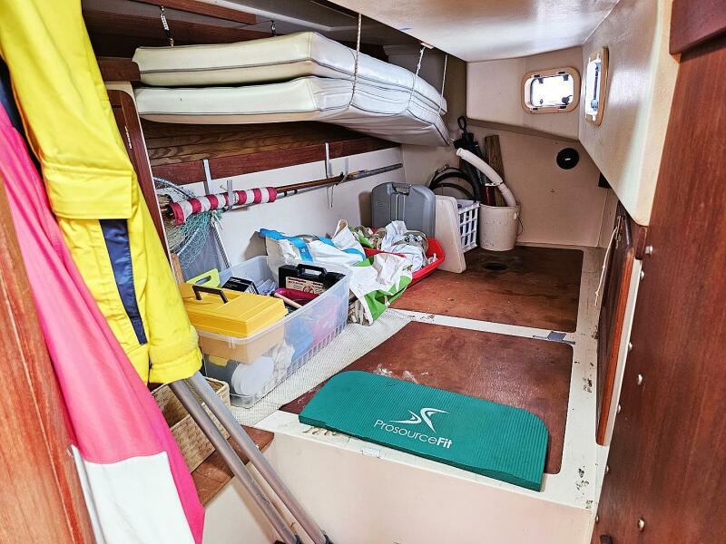 1989 Catalina 42