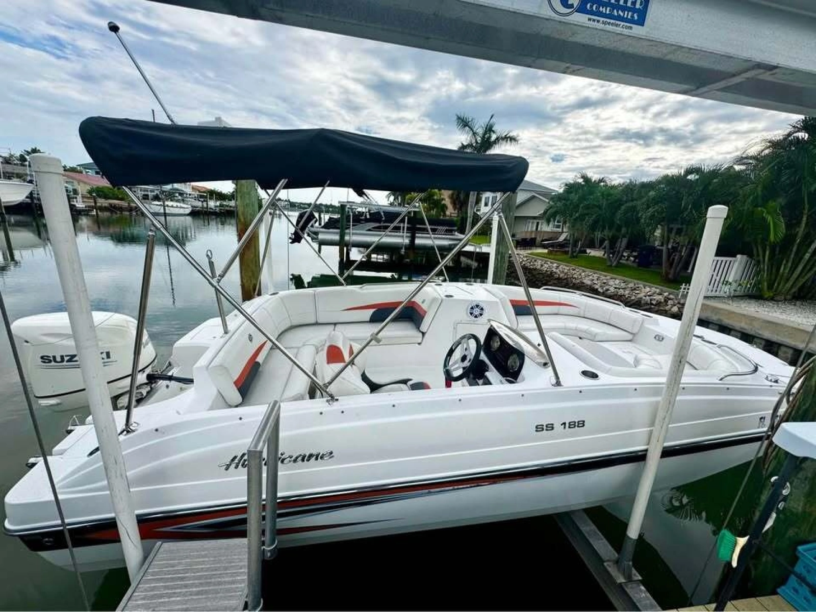 2021 Hurricane SunDeck Sport 188-OB