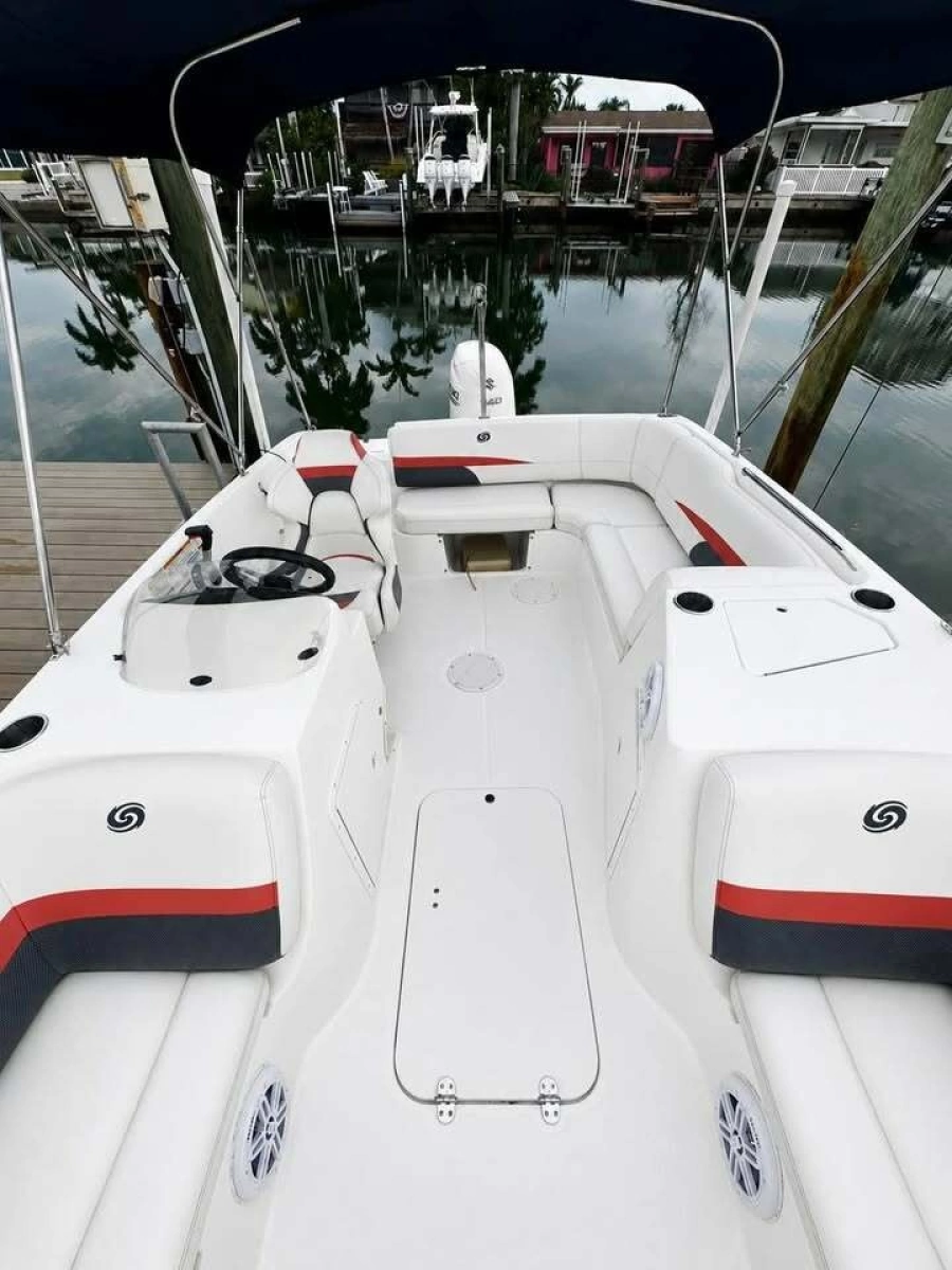 2021 Hurricane SunDeck Sport 188-OB