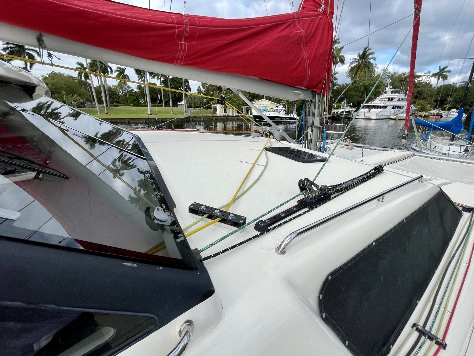 2017 St. Francis 50 MK2 starboard deck looking forward