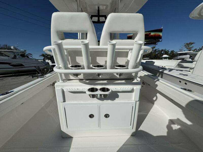 23ft Regulator Yacht For Sale