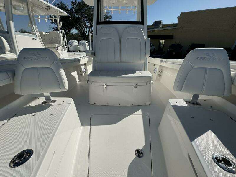 23ft Regulator Yacht For Sale
