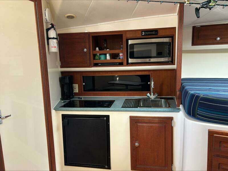 StaFly 35ft Carolina Classic Yacht For Sale