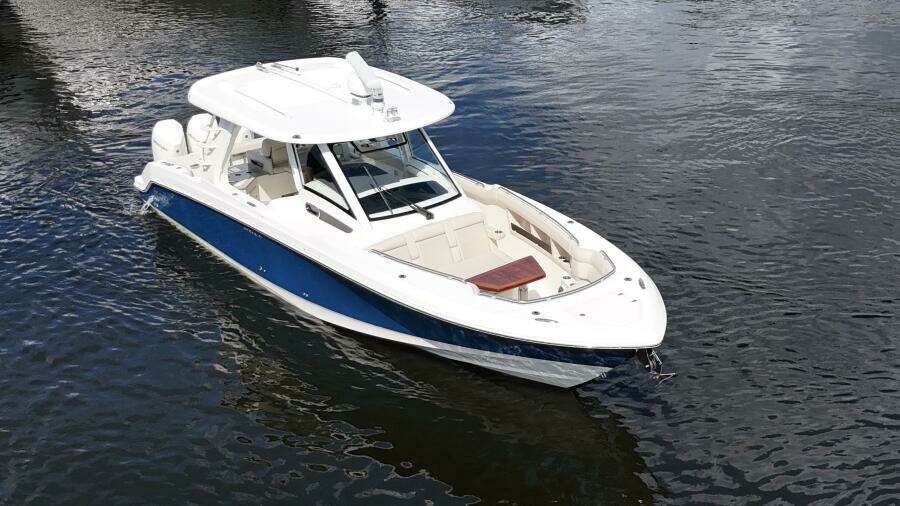 35ft Boston Whaler Yacht For Sale