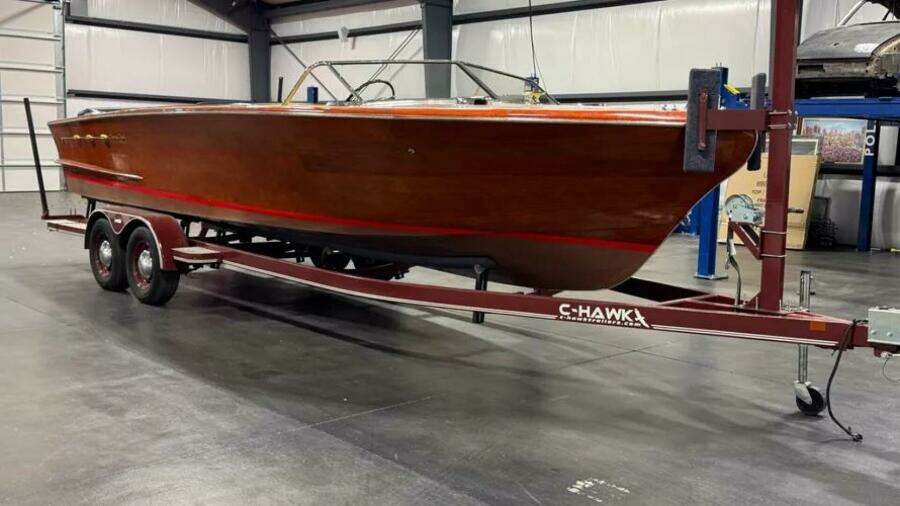 28ft Chris Craft Yacht For Sale