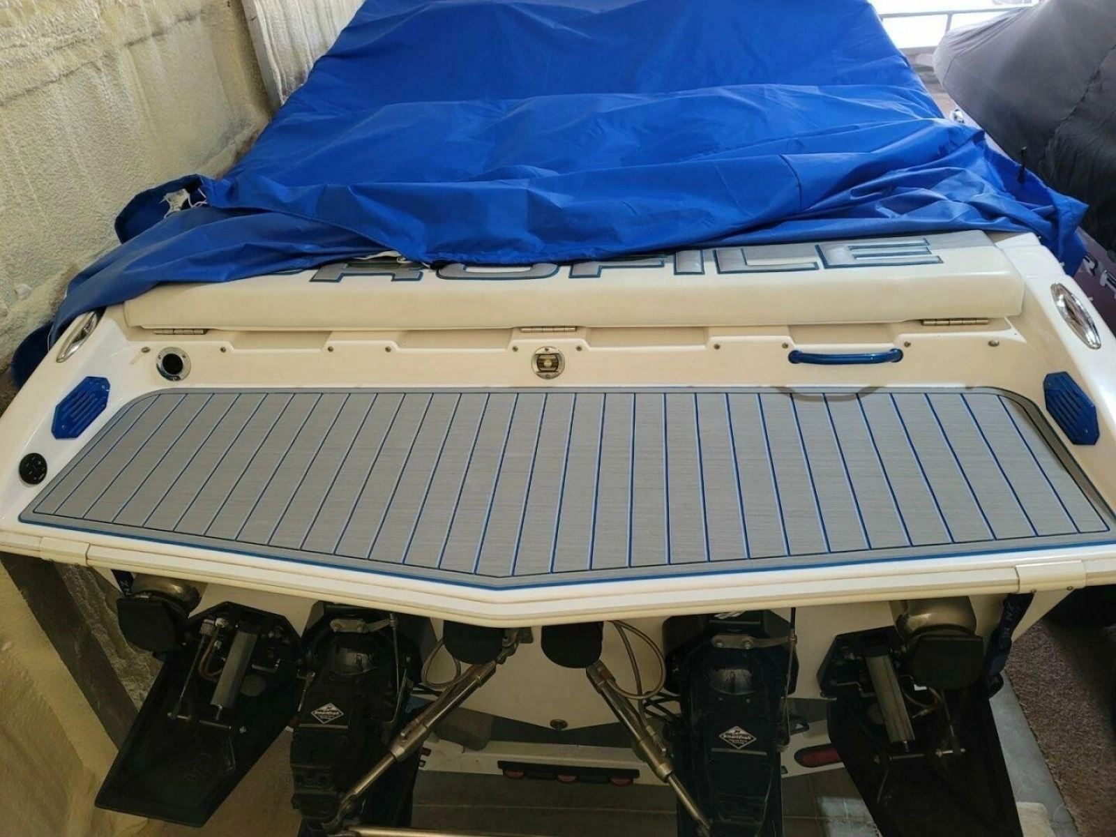 2002 Profile 33 V
